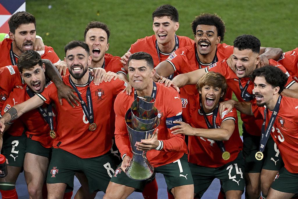 雷火电竞入驻-葡萄牙凭借点球战胜德国，挺进决赛