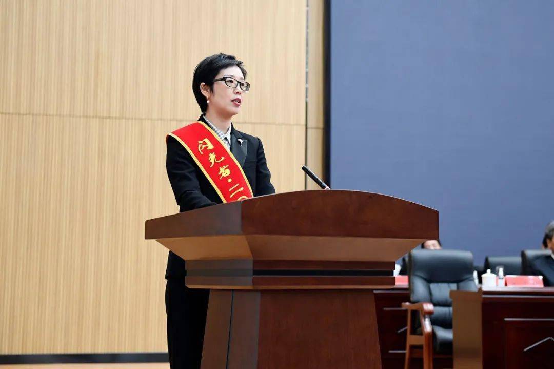 雷火电竞入驻-冲锋号角，球队备战冲击头名的简单介绍