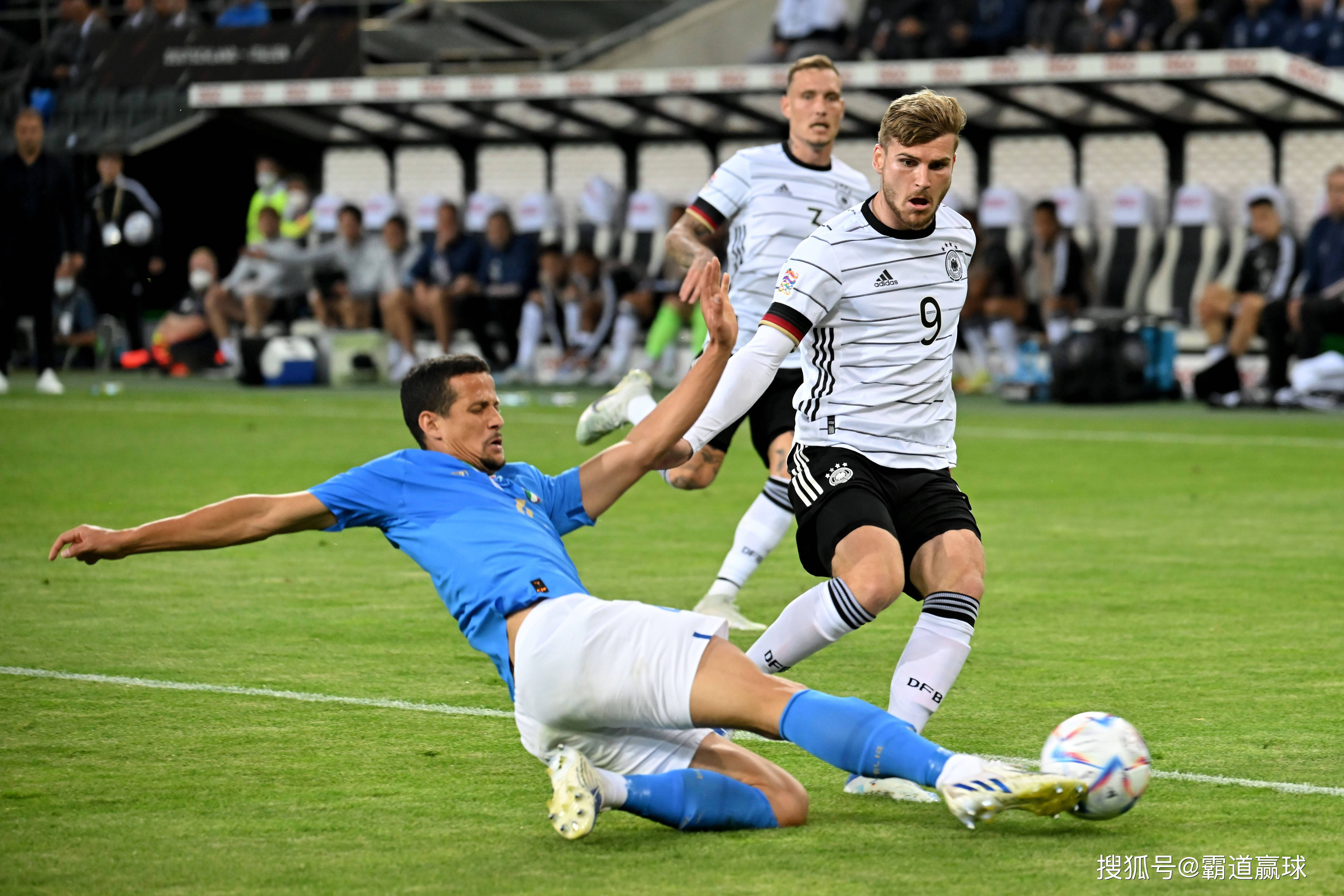 雷火电竞下载-欧预赛惊险进程令观众捏一把汗的简单介绍