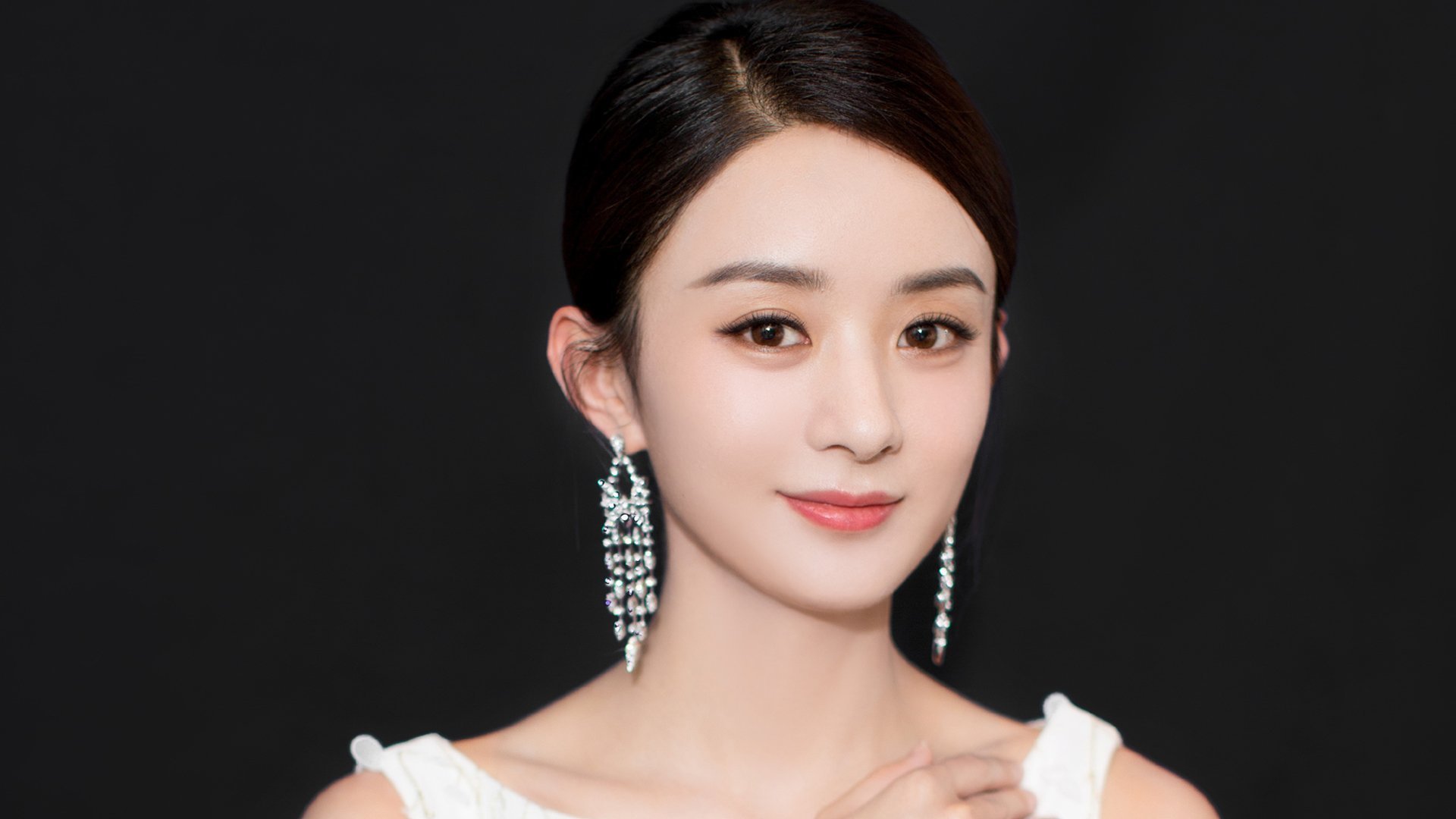 雷火电竞充值-爱尔兰冬日的巨人陨落，当格纳布里将巴萨的无敌钉入凯尔特人史诗