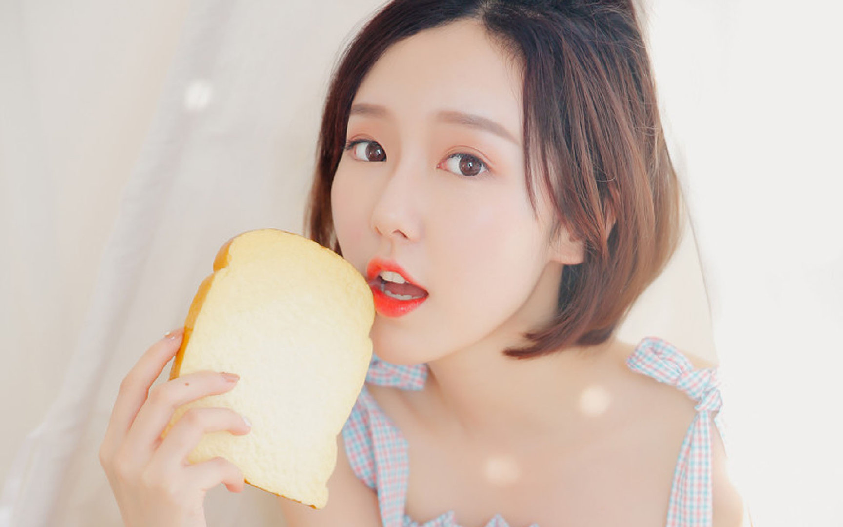 坎特以防守铸就丰碑，比利时用整体轻取奥地利