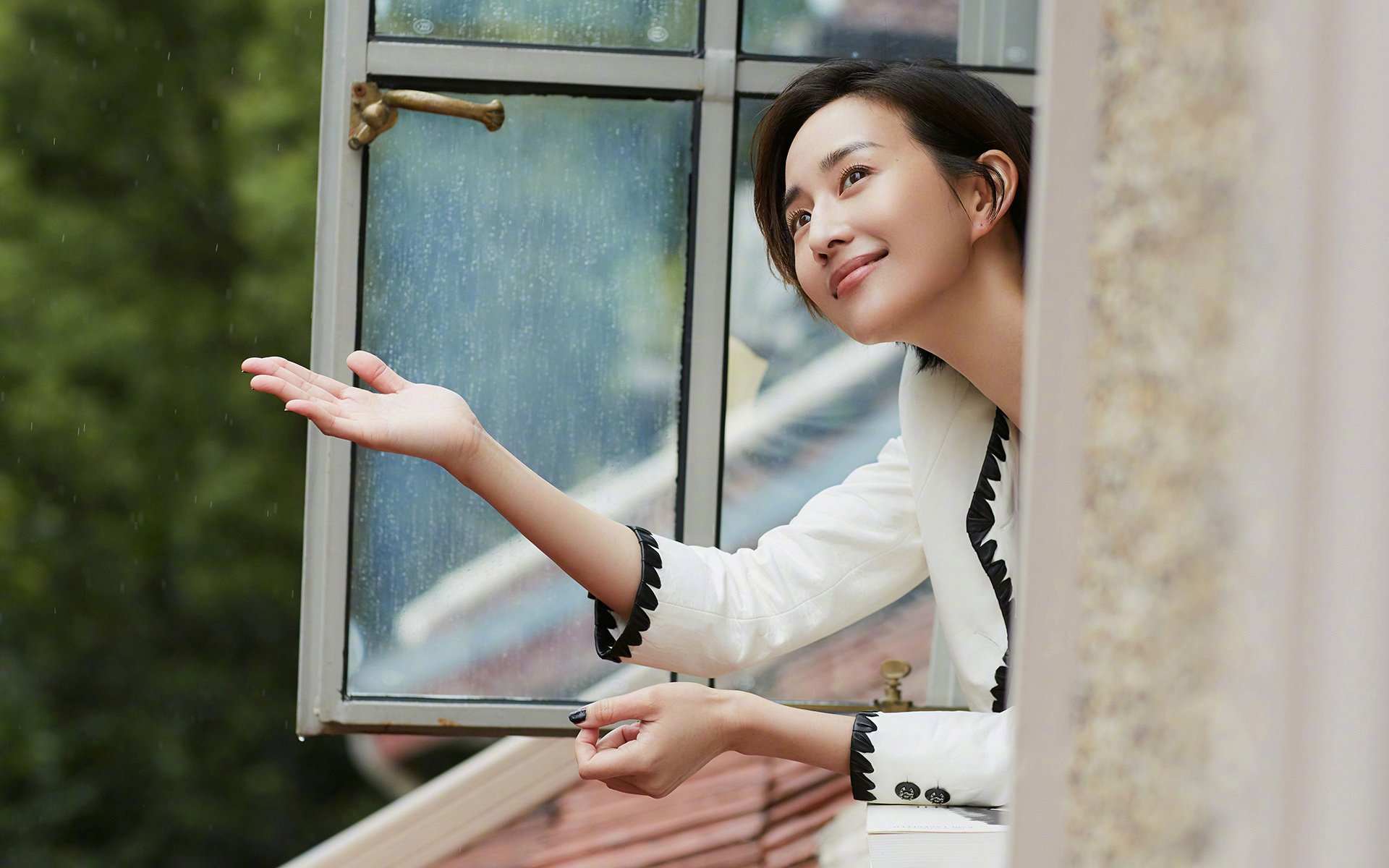 雷火电竞入驻-孤刺与铁网，当利拉德的无解之矛，撞上步行者的体系之盾